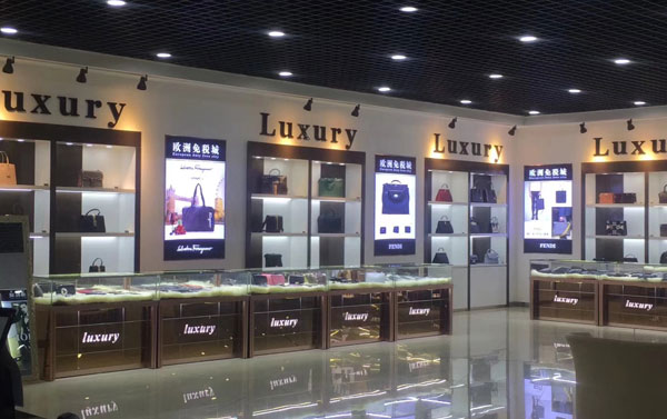 深圳展柜廠哪些好?要多少時(shí)間能交貨？