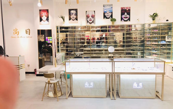 玻璃珠寶展柜為何受歡迎？