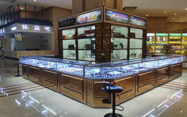 珠寶首飾展柜廠家長(zhǎng)期合作，一定重視生產(chǎn)實(shí)力!