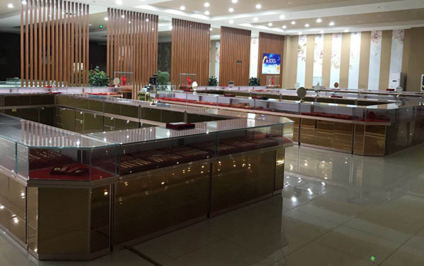 珠寶服務(wù)臺(tái)